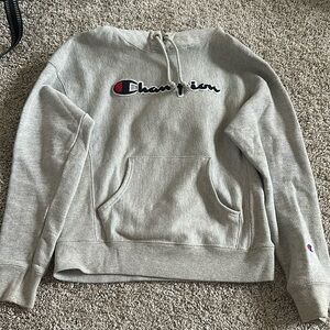 Women’s small champion hoodie